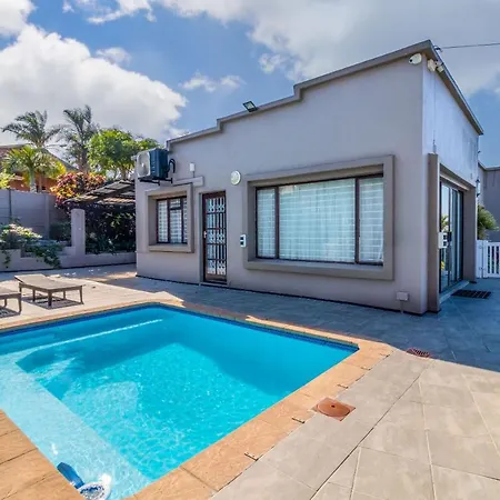 Vista Oceana - 4 Bedroom, Uvongo, Manaba Beach Margate Buitenkant foto